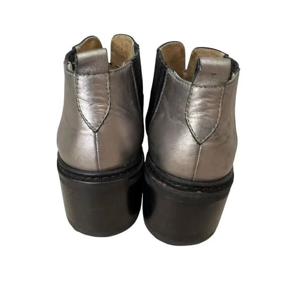 Mamut Black Silver Accents Ankle Women’s Leather Bootie SZ 6.5 - Picture 5 of 14